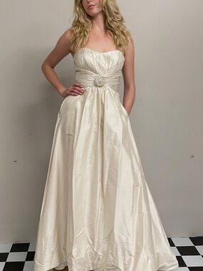 Strapless Ivory Satin Evening Gown with Brooch